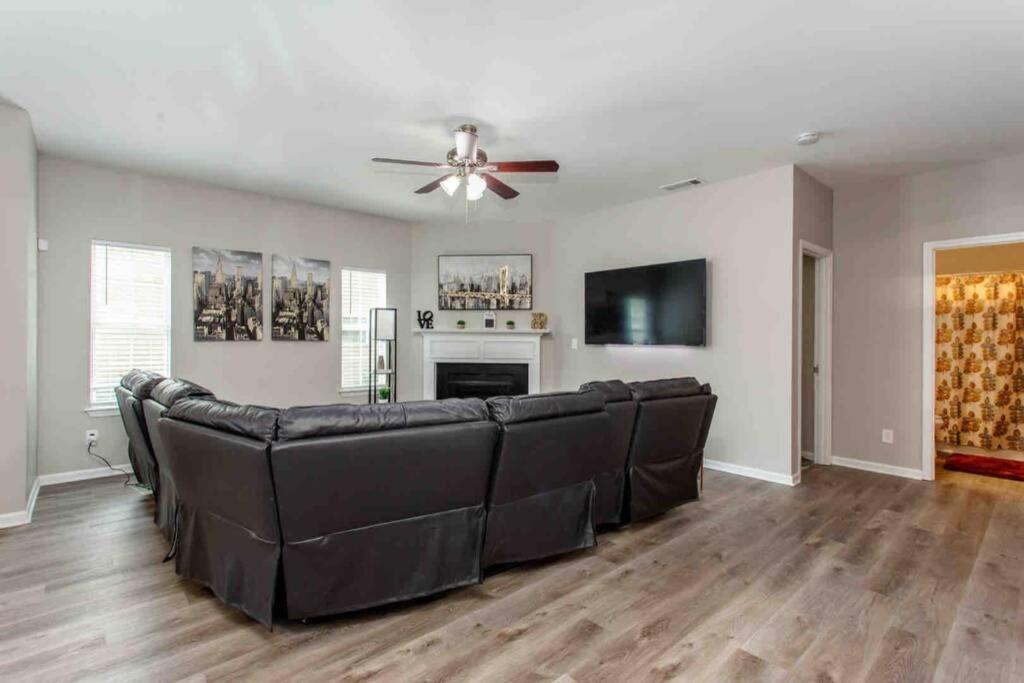 One Chance Luxury Estate - King & Queen Suites! Atlanta Extérieur photo