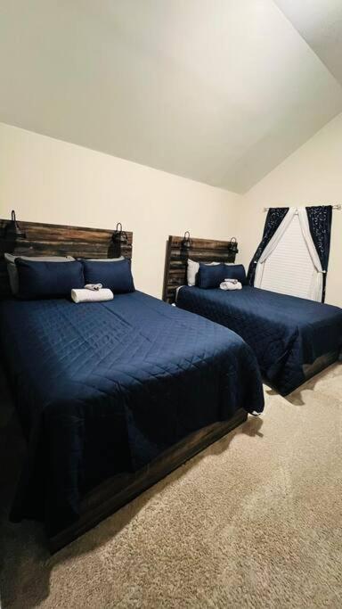 One Chance Luxury Estate - King & Queen Suites! Atlanta Extérieur photo
